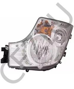 960 820 03 39 MB SFTP Фара передняя правая Mercedes-Benz в городе Королёв